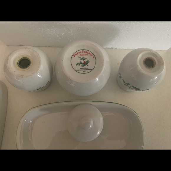 Christmas, 5 Peace Set Holly on Rim - Picture 6 of 15